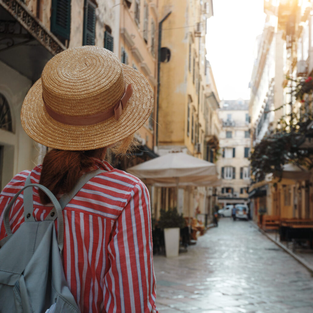 Cómo proteger tu piel de los rayos UV y la contaminación urbana